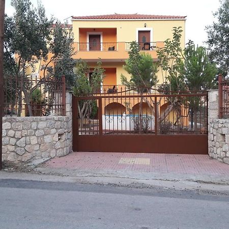 Savvas Apartments Plítra Esterno foto