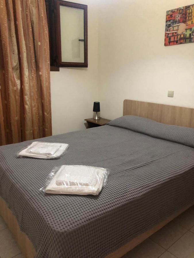 Savvas Apartments Plítra Esterno foto